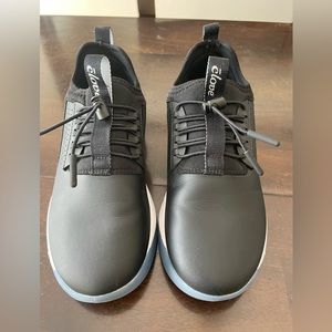 Clove Women's Black Nursing Shoes